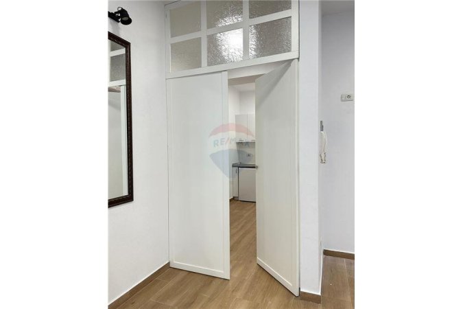 Shitet Apartament 1+1 tek Kompleksi Kika 2