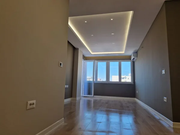 JEPET ME QERA APARTAMENT 2+1 400 EURO YZBERISHT