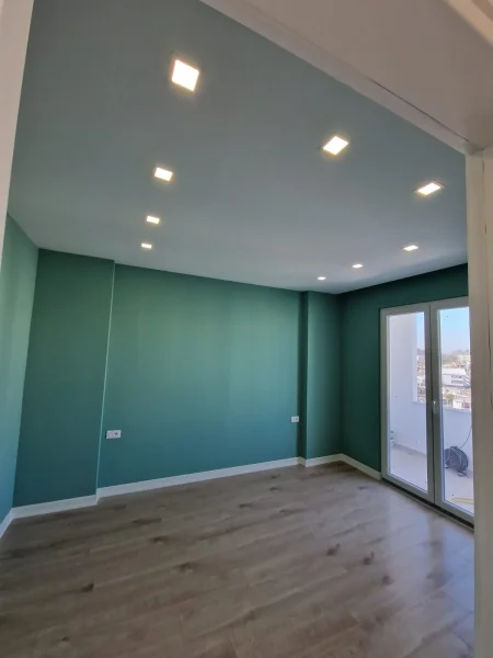 Apartament 2+1 me qera - Yzberisht 400 euro