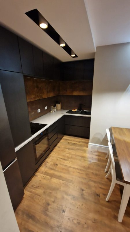 Apartament 2+1 me qera - Yzberisht 500 euro