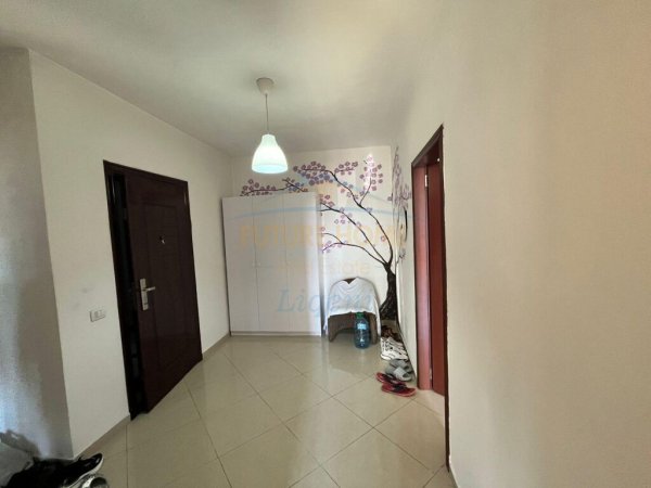 Shitet, Apartament 2+1 Astir afer Viles L