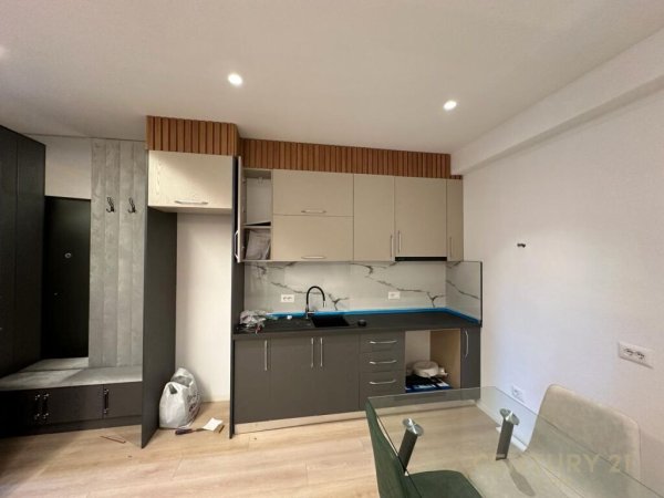 Apartament 1+1 per qira tek Medreseja