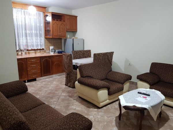 Qera- Apartament 2+1 Kodra Diellit 450 euro