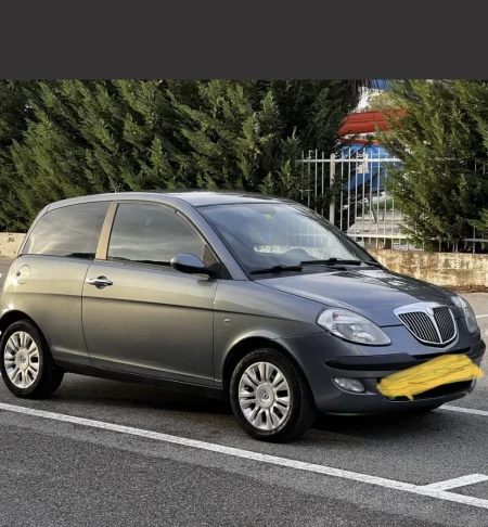 Shitet Lancia Ypsilon