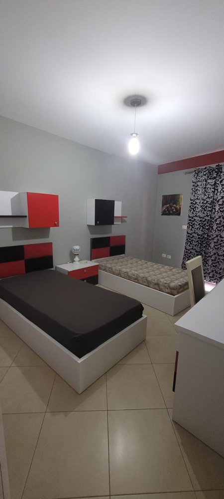 Shitet 3+1+2 Apartament Tirane