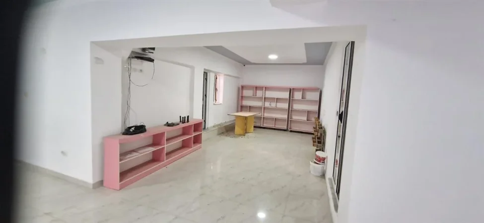 Dyqan Me Qera Ne Ali Dem (ID BD21464) Tirane