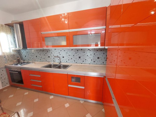 Durres, jepet me qera apartament 2+1+A+BLK Kati 9, 110 m² 370 Euro (Prane Shkolles Kushtrimi i Lirise, Durres)