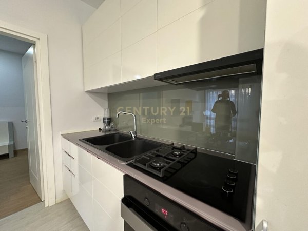 KOMUNA E PARISIT, JEPET ME QIRA  APARTAMENT 1+1!