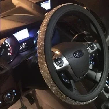 Veshje Timoni me gure dekorative(per femra)