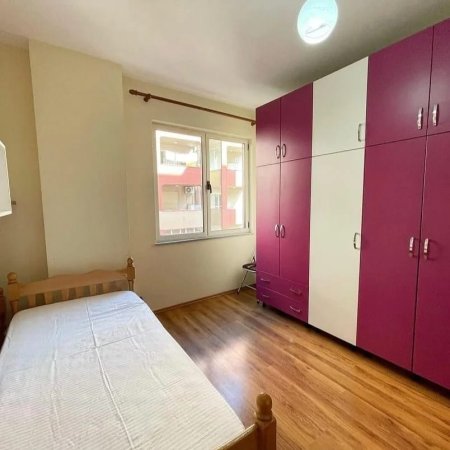 Jepet me qira apartament 2+1+2