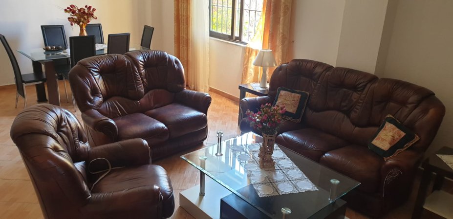 Jepet Me Qera Apartament 2+1 Tek Ali Demi (ID B220220) Tirane