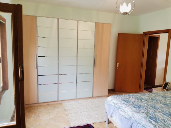 ⚜ APARTAMENT 3+1 ME QERA TE TREGU ELEKTRIK