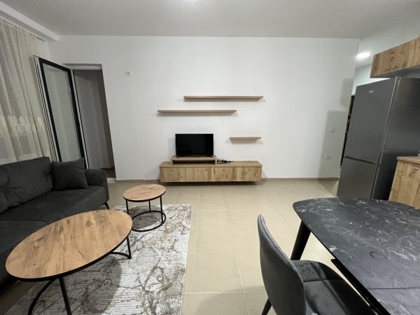 Apartament 2+1+2 Rruga Jordan Misja 450€