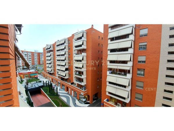 SHESIM APARTAMENT 2+1+2 +VERANDE NE KOMPLEKSIN DELIJORGJI