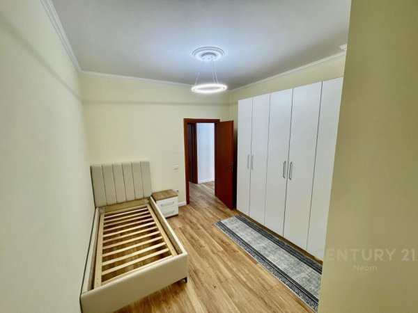 APARTAMENT 2+1+2, PER SHITJE TE KOPSHTI ZOOLOGJIK!