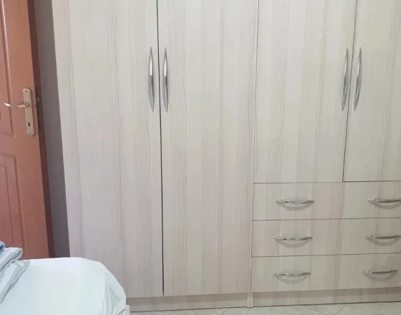 Apartamenti 1+1+2BLK me Qera tek rr. Kongresi i Manastirit