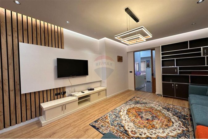 APARTAMENT 2+1+2 PER SHITJE NE MYSLYM SHYR