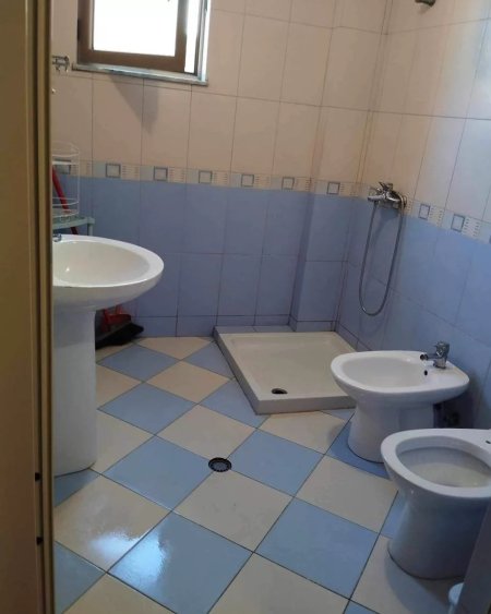 Apartament 1+1 me Qera ne Golem, tek Alb Adriatik