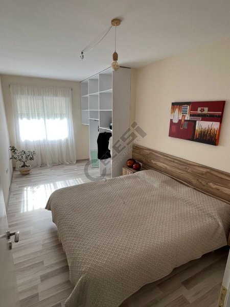 JEPET ME QERA APARTAMENT 1+1 350 EURO FRESK