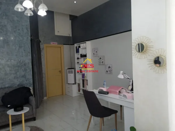 SHITET DYQAN TE ÇIPAJT,VLORË.(Vijë e dytë)