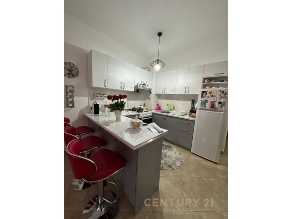 APARTAMENT 1+1 PER SHITJE TEK KOPSHTI BOTANIK! 116,000€