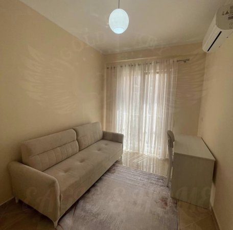 At Qender Durres — Apartament me Qera
• 2+1
• Totalisht Mobiluar 🏡Valuta Qender Durres🏡
• 600€ Neto✅