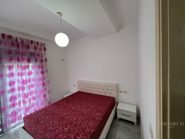 Qera, Apartament 2+1, te Pazari i Ri , Tiranë!650€