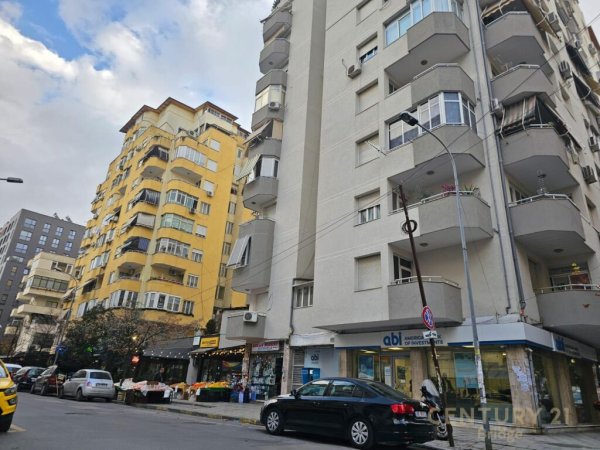 JEPET ME QIRA APARTAMENT 3+1 TE KOMUNA E PARISIT !