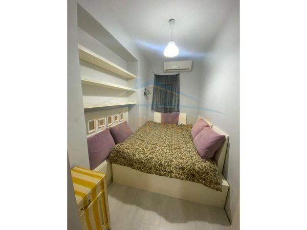 Shitet , Apartament 2+1 , Shkolla e Baletit