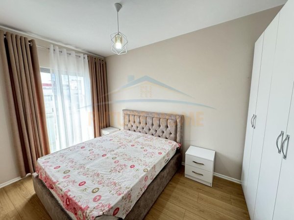 Shitet ,Apartament 2+1+2 , Unaza e Re , Tirane