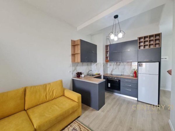 JAPIM ME QIRA APARTAMENT 1+1+POST PARKIMI NE REZIDENCEN MAGNET !