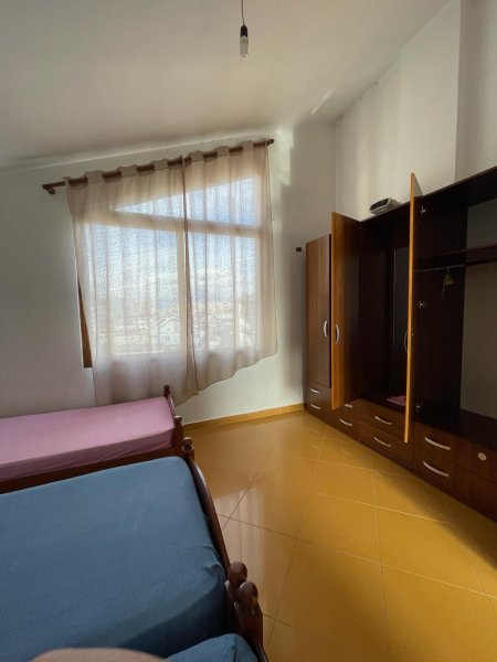 Jepet me qera apartament 1+121 dhjetori , rruga artan lenja 37.000Leke te reja