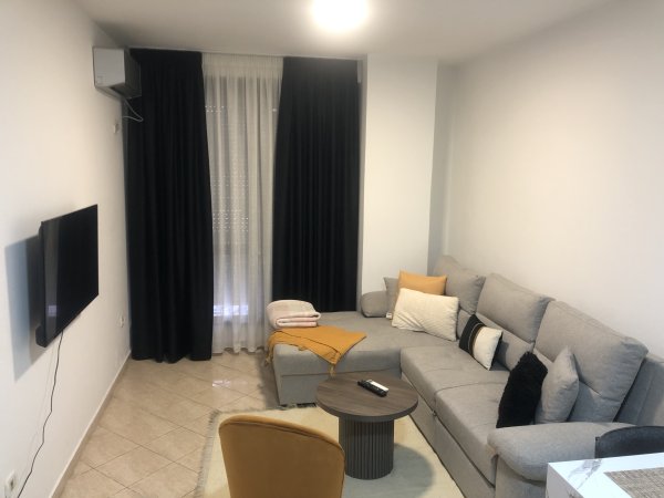 Apartament me qera ditore