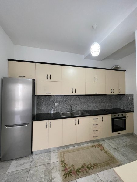 Qera, Apartament 1+1 Kompleksi Kontakt, 21 Dhjetori Tiranë