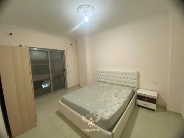 Shitet Apartament
• 2+1+2 + 2 ballkone🏡Qender Durres Prane Blue Star Center🏡