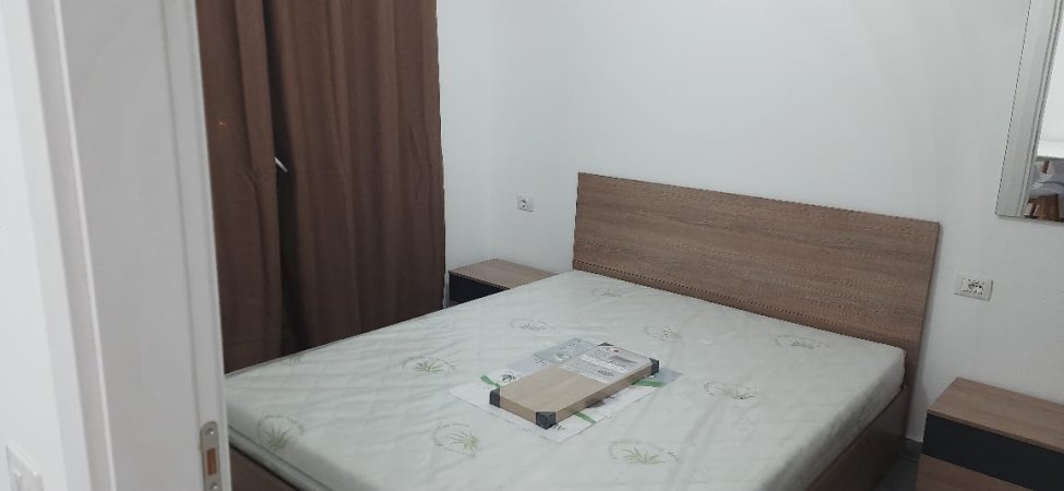 Apartament 1+1 + post parkimi me qera 330€, Univers City