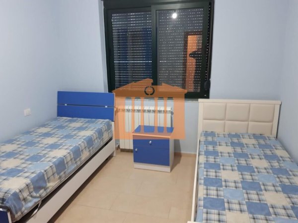 APARTAMENT 2+1 PER QIRA TE RROTA E KUQE , PLAZH!