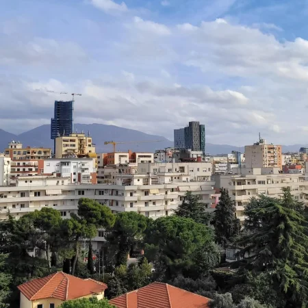 Japim apartament 2+1+2 me qira te Rr. Naim Frasheri,prapa Ambasades Gjermane