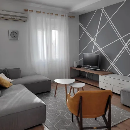 Japim apartament 2+1+2 me qira te Rr. Naim Frasheri,prapa Ambasades Gjermane