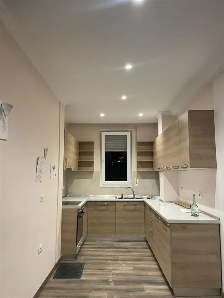 Qera- Apartament 3+1 ne Ali Dem 550 euro