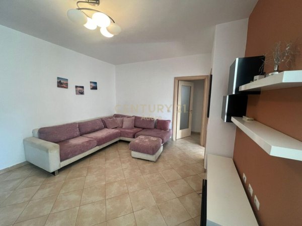 Apartament 2+1+ Post Parkimi per Qira Prane Fushes Ali Demi!  400 € /Muaj