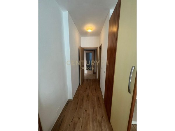 Apartament 2+1+ Post Parkimi per Qira Prane Fushes Ali Demi!  400 € /Muaj