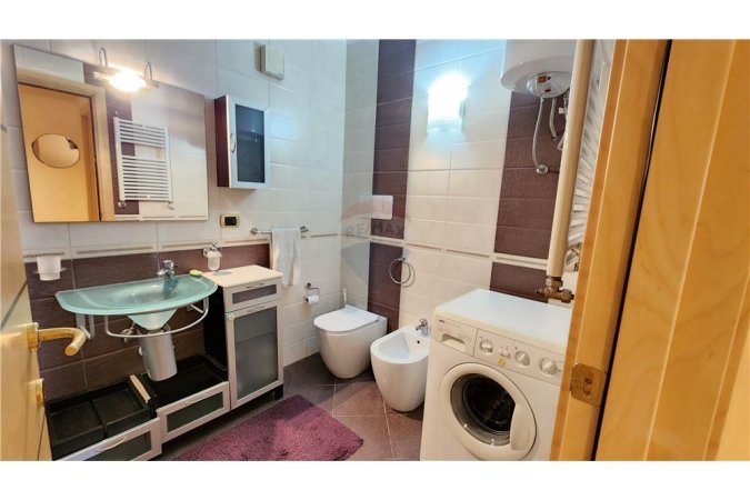 Jepet me qira apartament 2+1 tek Liqeni i Tiranes