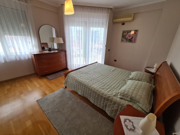 Tirane, Apartament #meQira 2+1+2+2(Bllok)