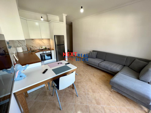 JEPET ME QERA AFATGJATE APARTAMENT 1+1 NE LUNGOMARE, VLORE