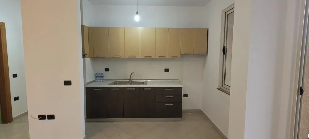 Shitet 1+1 Apartament Tirane