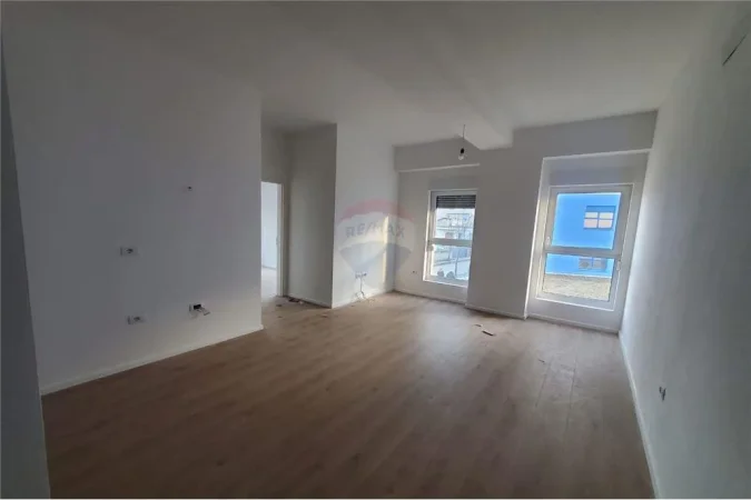 Apartament me Qera Mangalem 21, 2+1