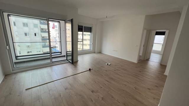 Tirane, jepet me qera apartament 2+1+BLK Kati 6, 96 m² 400 Euro