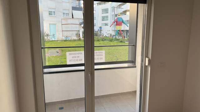Tirane, jepet me qera garsonier Kati 1, 47 m² 300 Euro