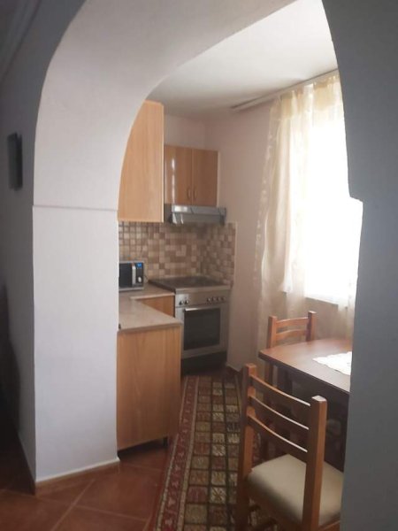 Tirane, jepet me qera apartament 1+1 Kati 1, 55 m² 300 Euro (Mihal Grameno)